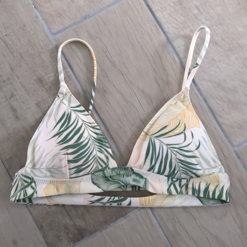 Small RIP CURL WHITE bikini top